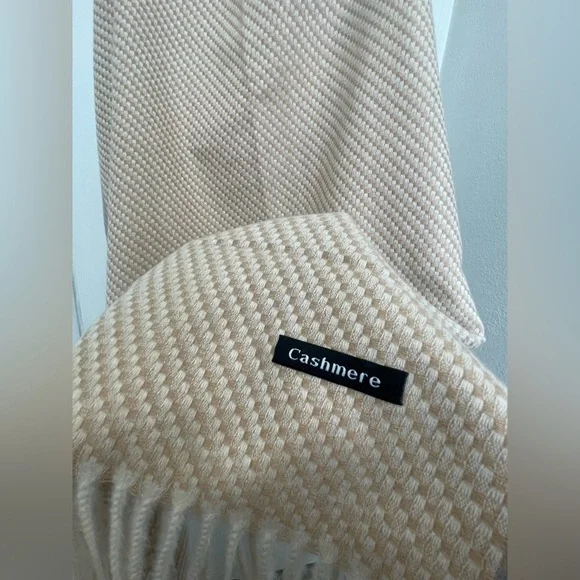 Cashmere Scarf - Picture 3 of 4